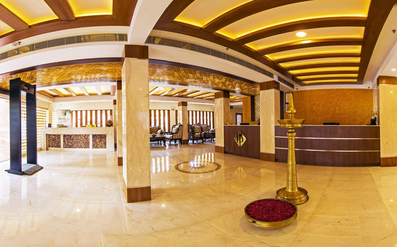 Hill Palace Hotel & Spa Kochi Exterior foto